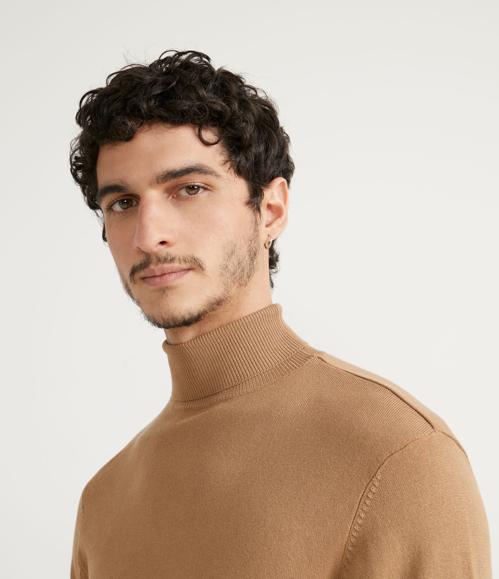 Suéter Slim em Tricô com Textura e Gola Alta 3