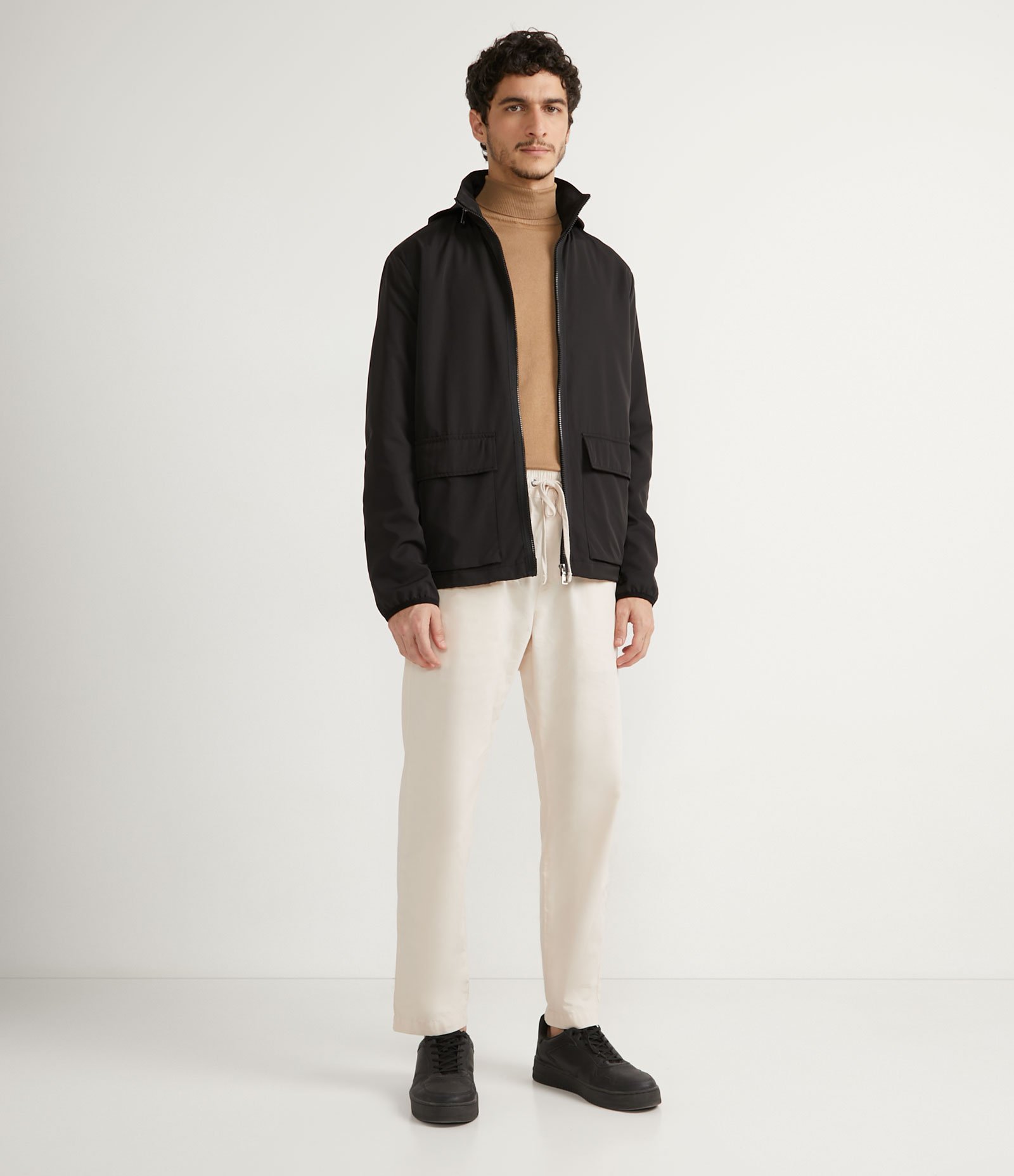 Suéter Slim em Tricô com Textura e Gola Alta 4