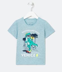 Camiseta Infantil com Estampa Dino de Skate - Tam 1 a 5 Anos