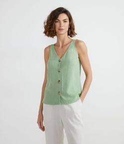 Blusa Regata em Viscolinho com Botões Contrastantes