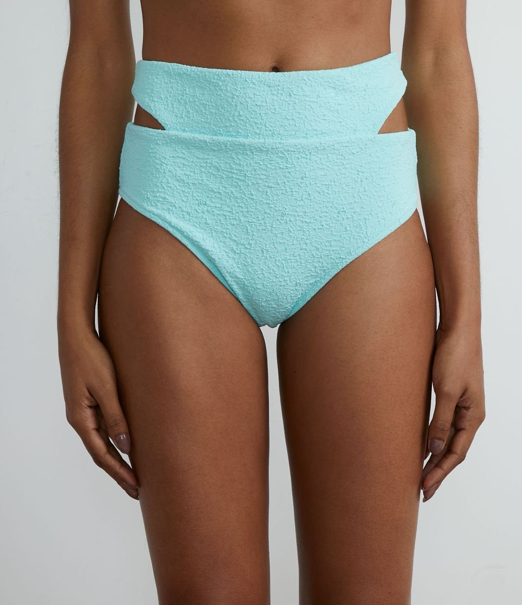 Biquíni Calcinha Hot Pants em Poliamida Texturizada com Aberturas nas Laterais Menor preço em Biquíni Calcinha Hot Pants em Poliamida Texturizada com Aberturas nas Laterais