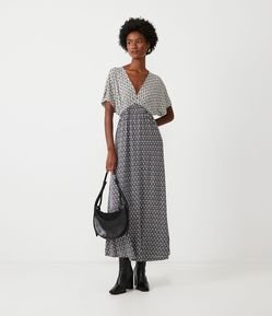 Vestido Longo em Crepe com Mangas Curtas e Estampa Geométrica