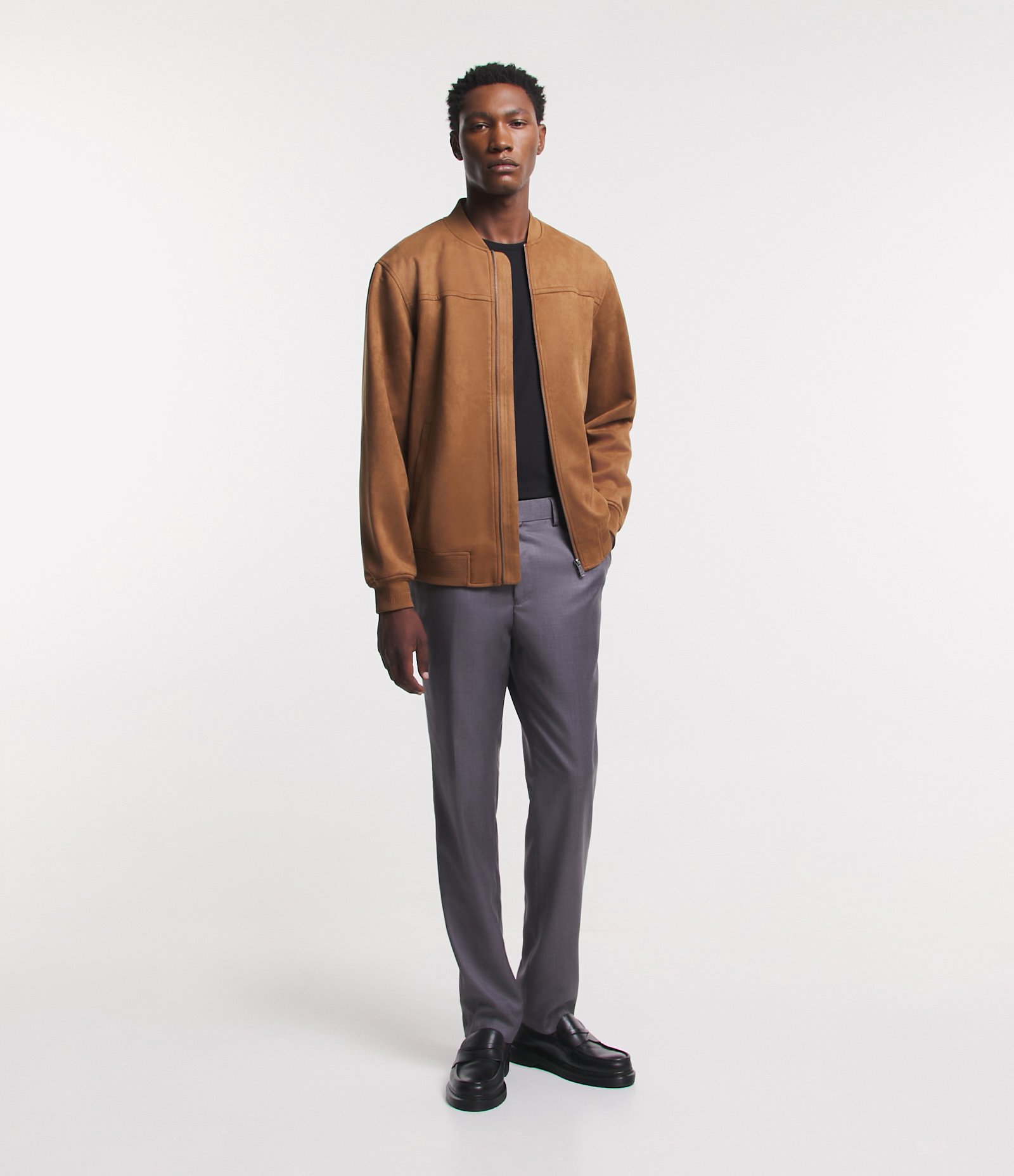 Jaqueta Bomber com Zíper e Bolsos Marrom Café 2