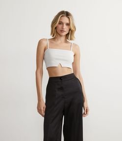 Blusa Regata Cropped em Malha Jersey com Fio Metalizado