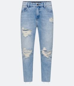 Calça Slim Cropped em Jeans Destroyed