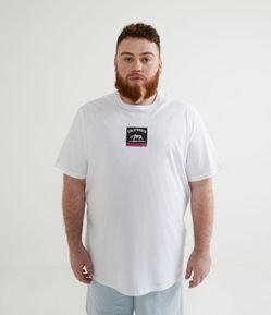 Camiseta Manga Curta em Algodão Estampa Urso California em Caixinha de Fósforo - Plus Size