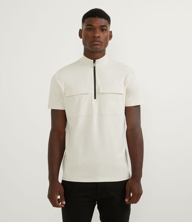Remera Slim Manga Corta con Bolsillos Beige 1