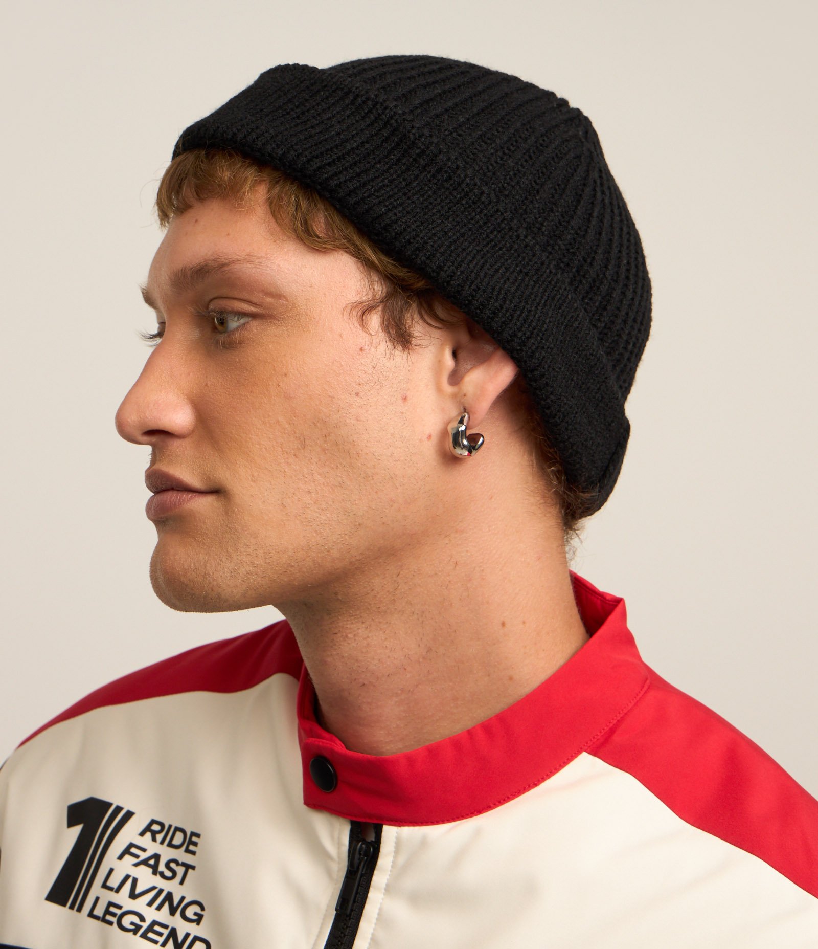 Touca Lenhador em Lã Acrílica com Dobra e sem Costura Preto 1