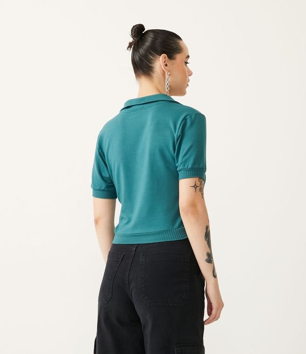 Blusa Cropped en Algodón con Cuello Polo y Detalles Acanelados Verde 3