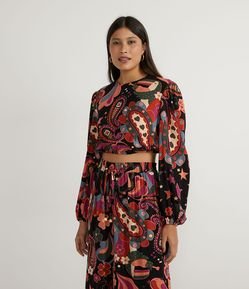 Blusa Cropped em Viscose Estampa Paisley Floral e Manga Bufante