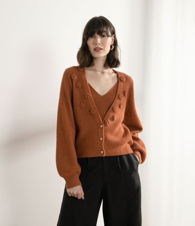 Cardigan em Tricô com Flores Aplicadas e Mangas Bufantes Menor preço em Cardigan em Tricô com Flores Aplicadas e Mangas Bufantes