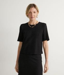 Blusa em Algodão Texturizada com Manga Curta
