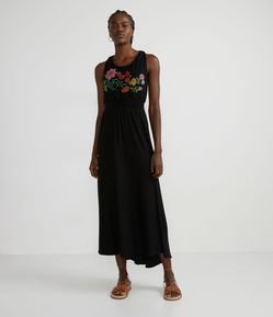 Vestido Longo em Poliviscose com Bordados e Lastex na Cintura