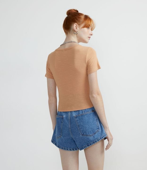 Blusa Manga Corta Básica en Viscosa con Escote V Naranja 2