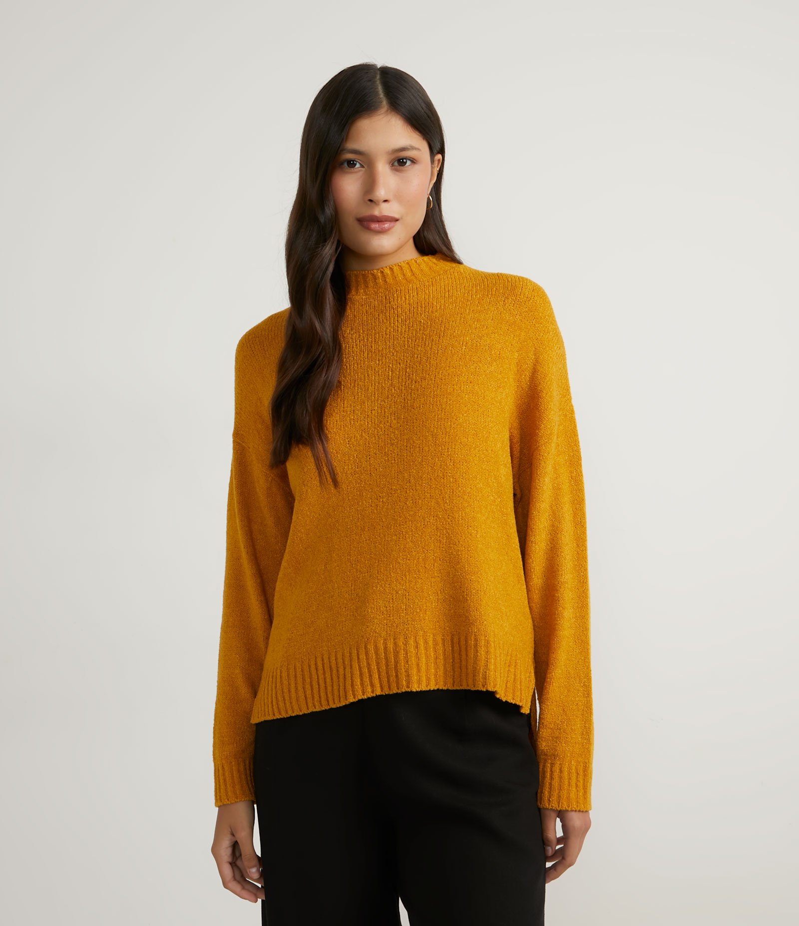 Suéter em Tricô Texturizado com Cava Deslocada 1