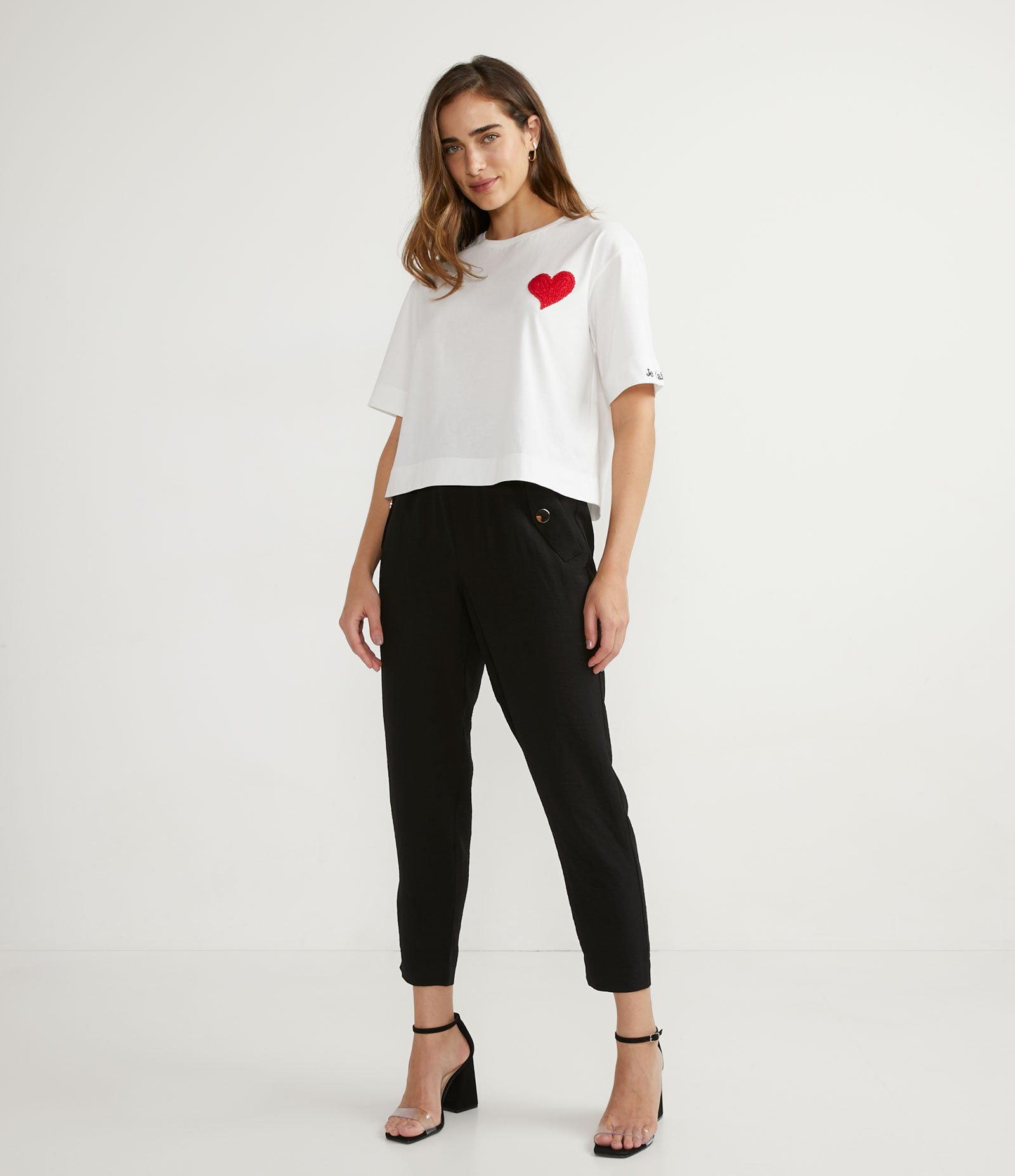 Blusa em Algodão com Manga Curta e Estampa de Coração Branco 5