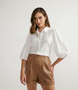 Camisa em Viscolinho com Gola Colarinho e Manga 3/4 Bufante