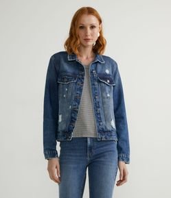 Jaqueta Jeans com Puídos e Bolsos