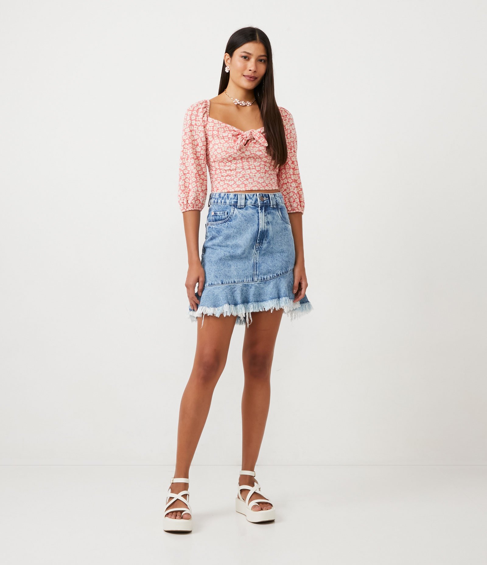 Blusa Cropped com Manga Longa Bufante e Estampa Floral Vermelho Claro 2