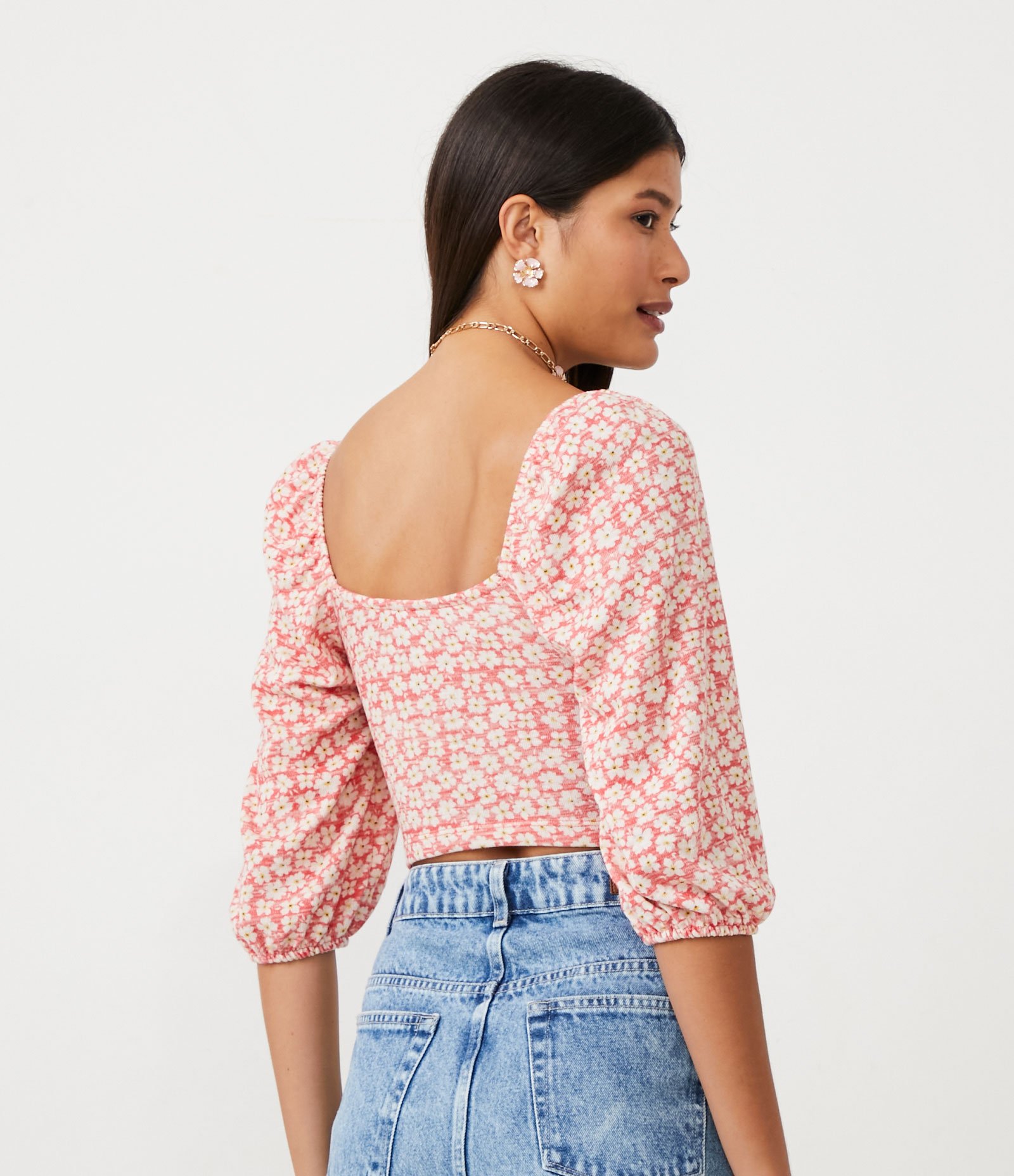 Blusa Cropped com Manga Longa Bufante e Estampa Floral Vermelho Claro 3