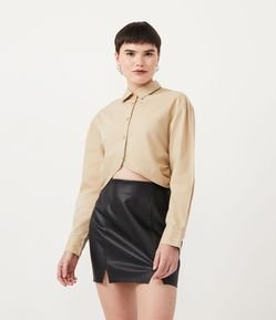 Camisa Cropped em Algodão com Manga Longa e Franzido nas Costas