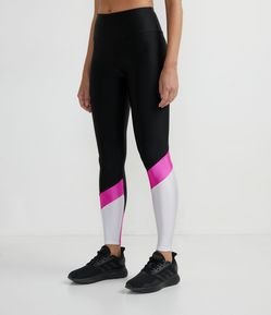 Calça Legging Esportiva em Poliamida Brilhosa com Recortes Contrastantes