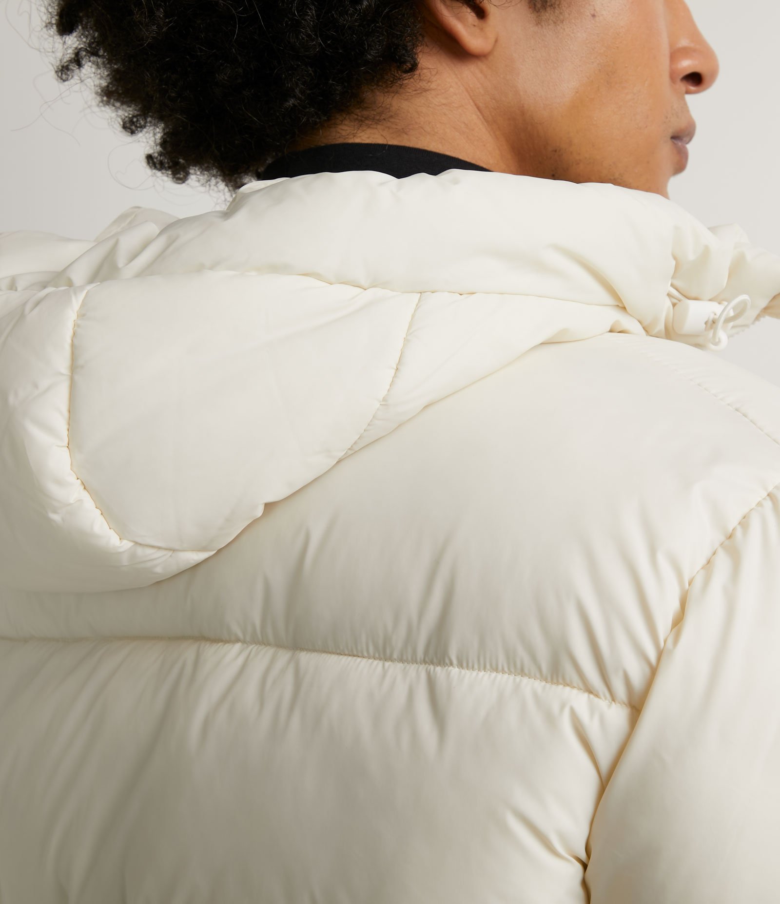 Jaqueta Puffer em Poliamida com Zíper e Bolsos Bege 5