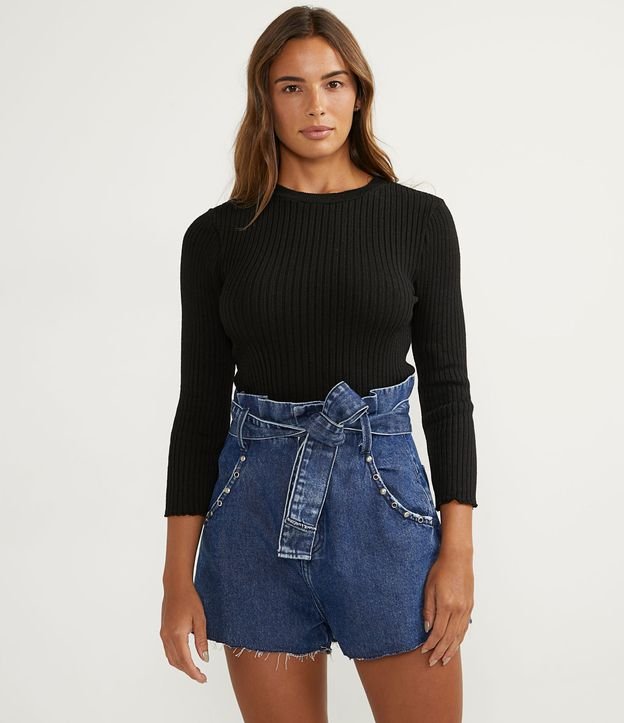 Blusa em Tricô Canelado com Manga Longa e Gola Redonda