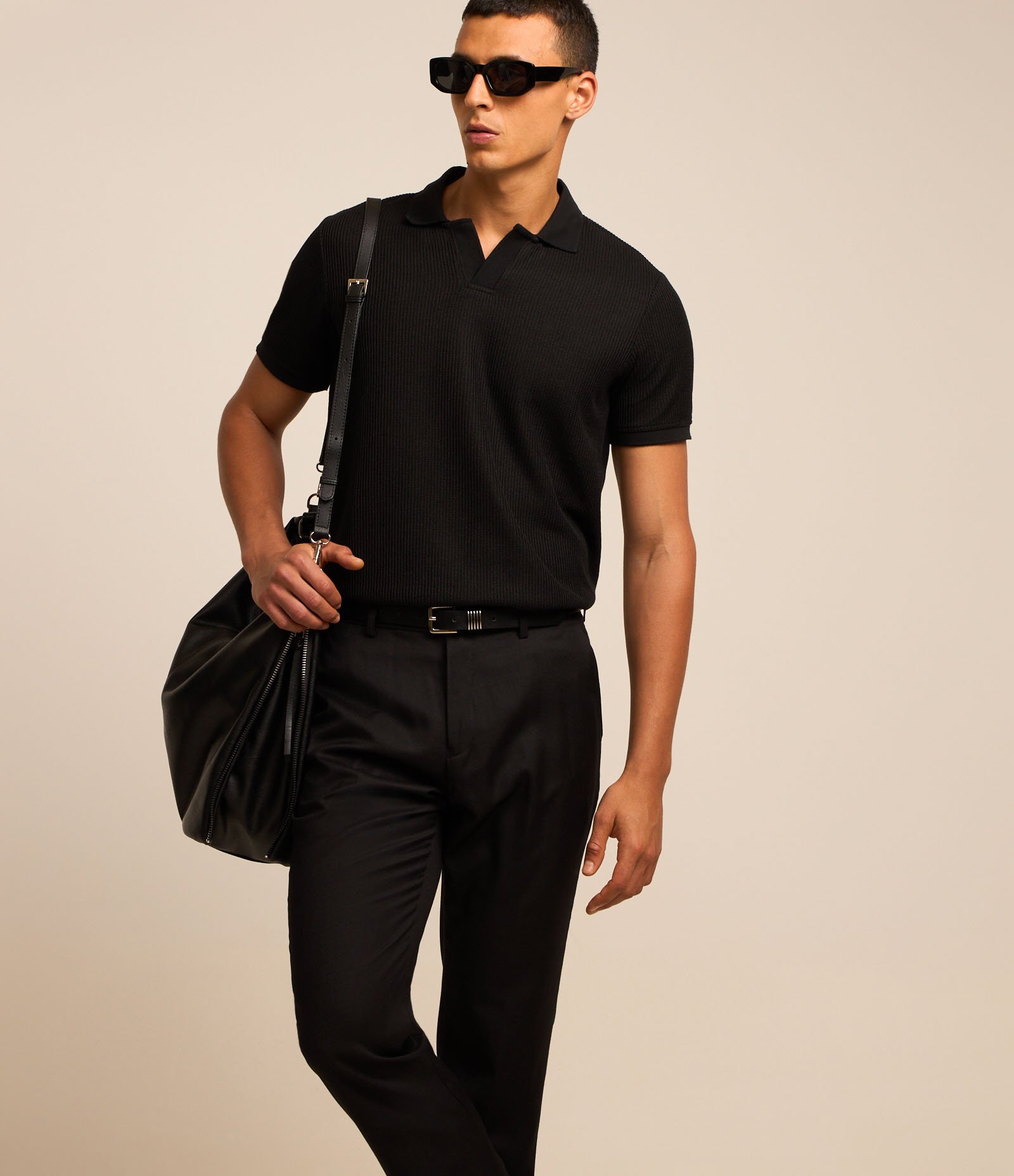 Calça Social Slim em Poliviscose com Bolsos Preto 2