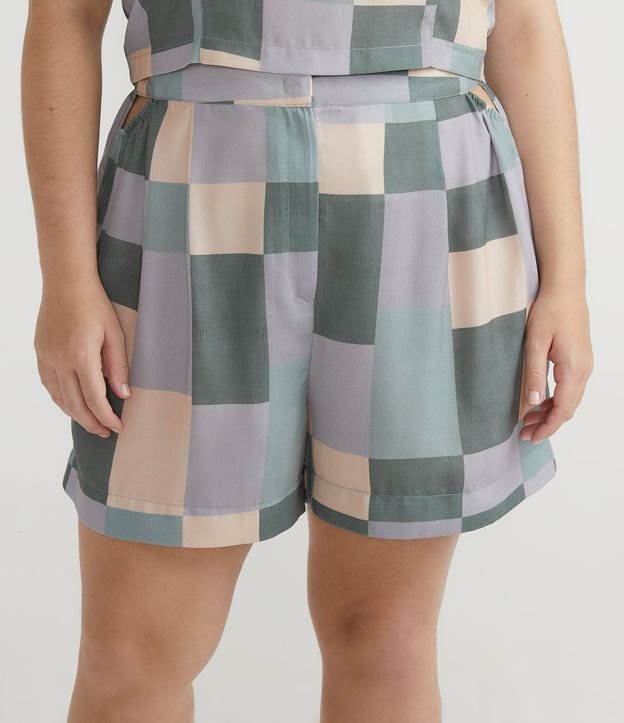 Short em Crepe com Estampa Geométrica Curve & Plus Size