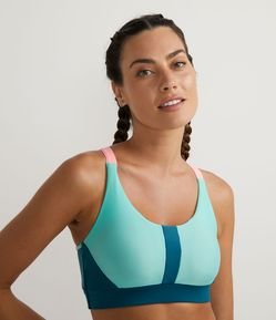 Top Esportivo em Poliamida com Bojo e Detalhe Frontal Texturizado