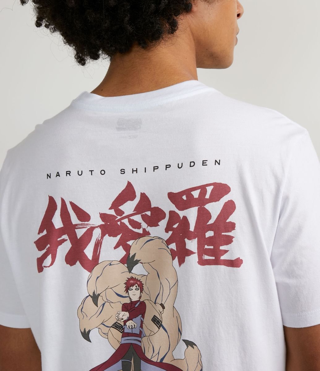 Camiseta Manga Curta em Algodão com Estampa do Gaara Branco