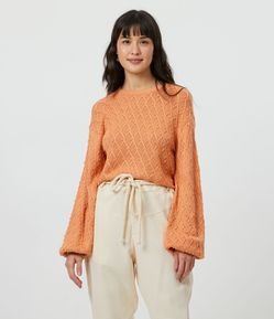 Blusão Curto em Tricô com Ponto Cruzado e Manga Ampla