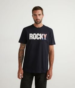 Camiseta Manga Curta com Estampa Rocky em Lettering