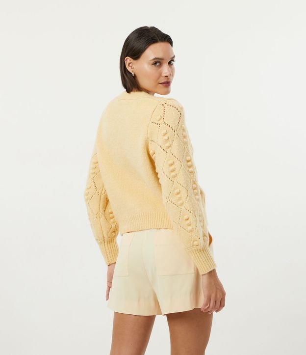 Cardigan de Punto con Bordado de Flores Amarillo 3