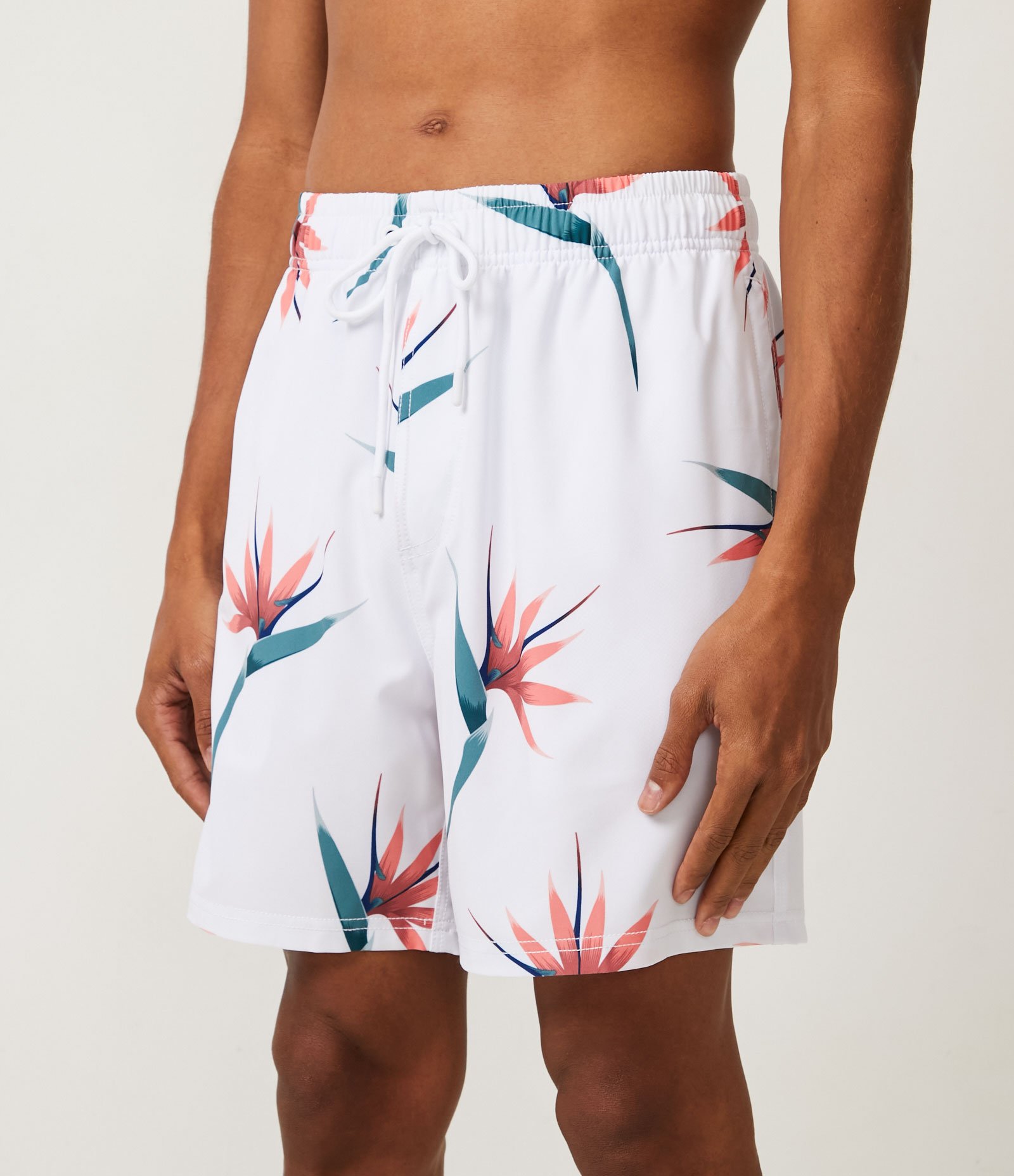Bermuda com Cós Elástico e Estampa Floral Branco 2