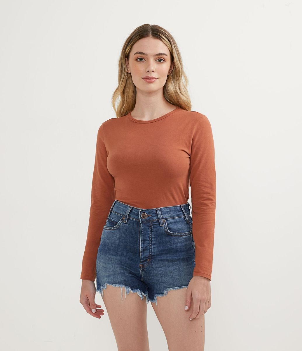 Blusa Cropped Básica em Algodão com Manga Longa Marrom
