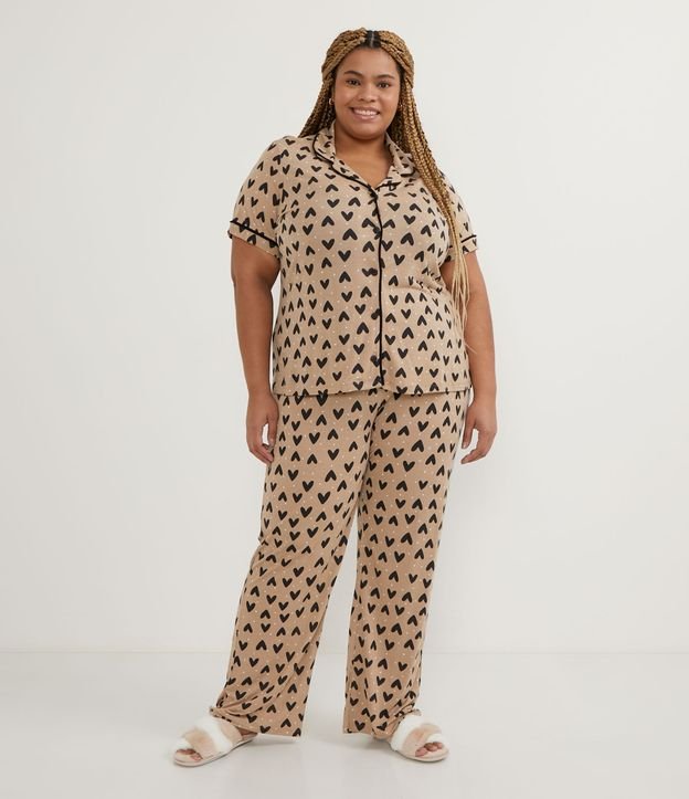 Pijama Americano em Viscose com Estampa de Corações Curve & Plus Size