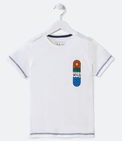 Camiseta Infantil com Estampa no Peito - Tam 5 a 14 anos