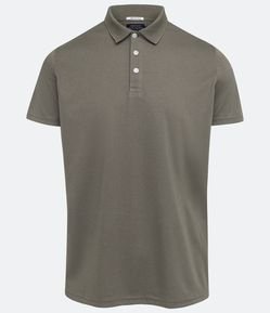 Camisa Polo Regular com Botões na Gola e Manga Curta