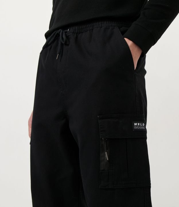 Pantalón Cargo en Sarga con Cintura Elástica y Barra Ajustable Negro 4