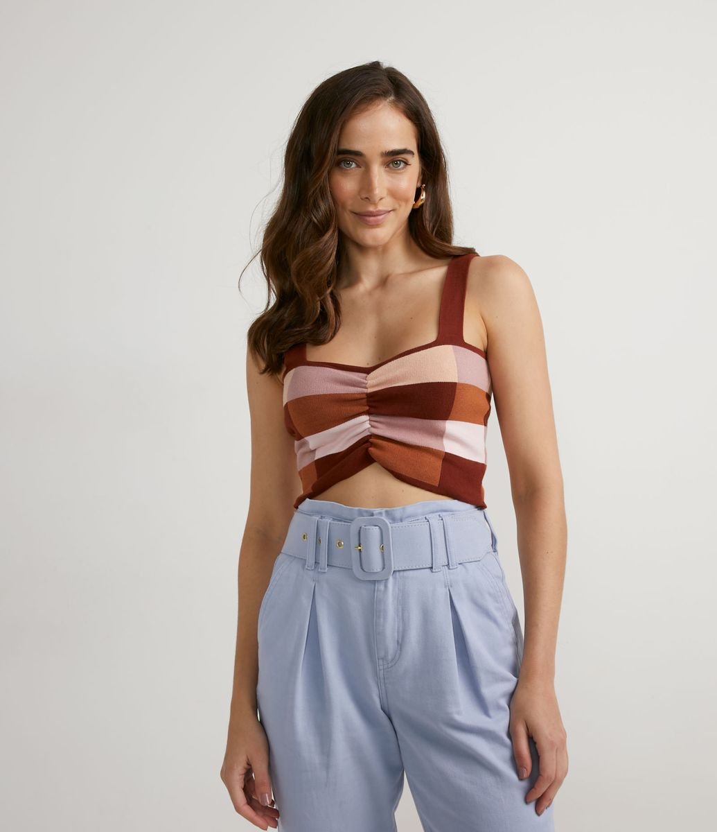 Blusa Regata Cropped em Tricô com Estampa Xadrez Menor preço em Blusa Regata Cropped em Tricô com Estampa Xadrez
