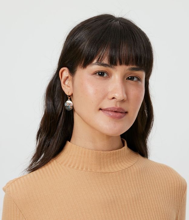 Blusa Cropped en Viscosa Texturizada con Cuello Largo Marrón 3