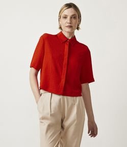 Camisa Texturizada com Manga 3/4