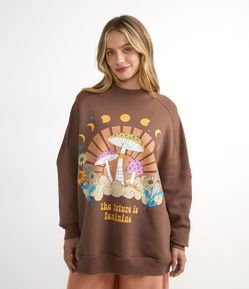 Blusão Alongado Fechado em Moletom com Estampa de Cogumelos