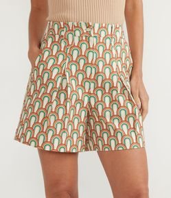 Bermuda em Algodão com Estampa Geométrica e Pregas Frontais