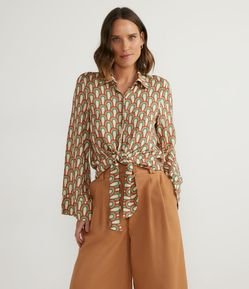 Camisa em Viscose com Manga Longa e Amarração Frontal