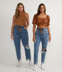 Calça Mom Jeans com Puídos e Cinto de Lenço Estampa Animal Print Onça
