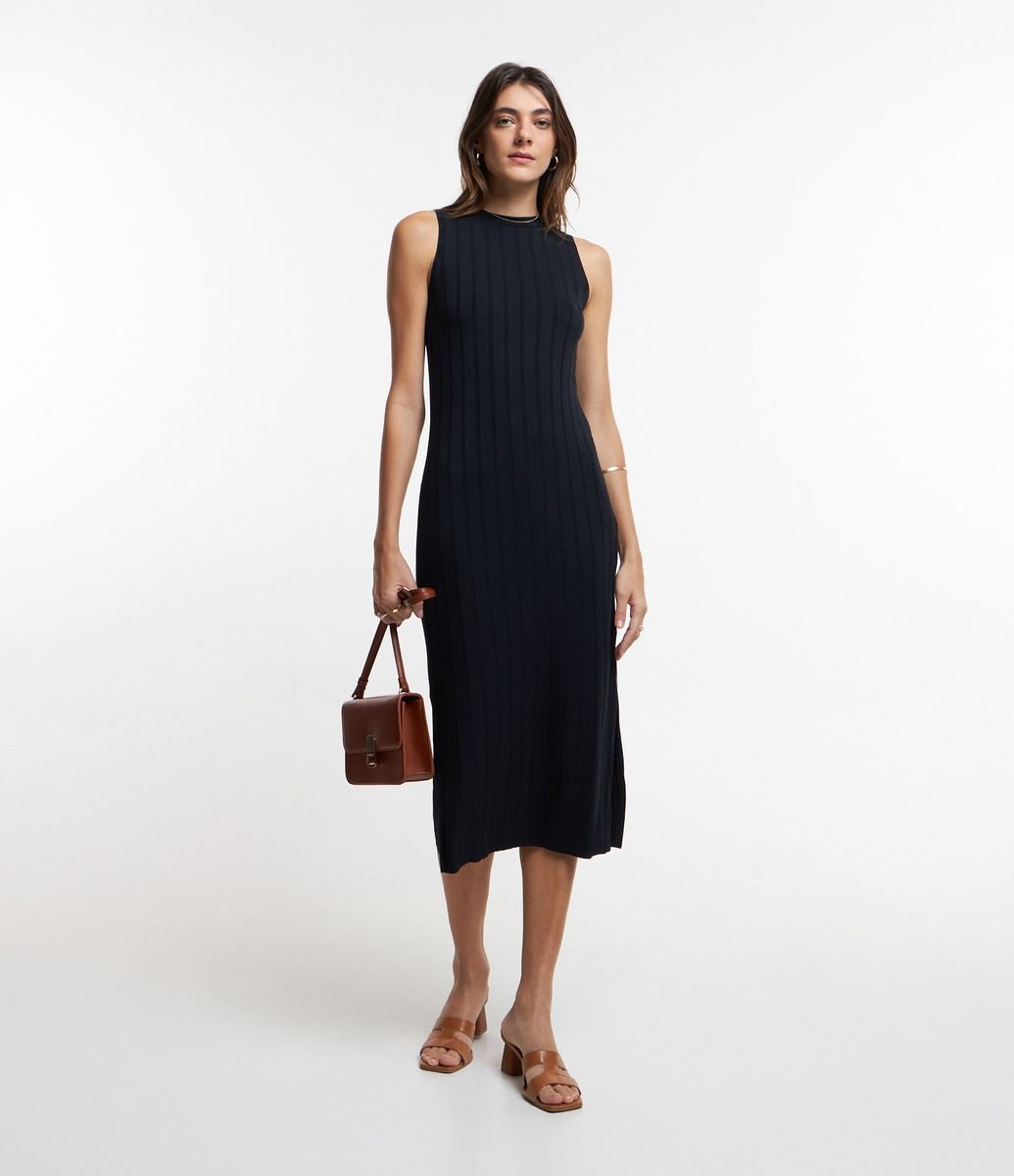 Vestido Midi em Viscose com Golinha Alta Básico e Canelado Preto
