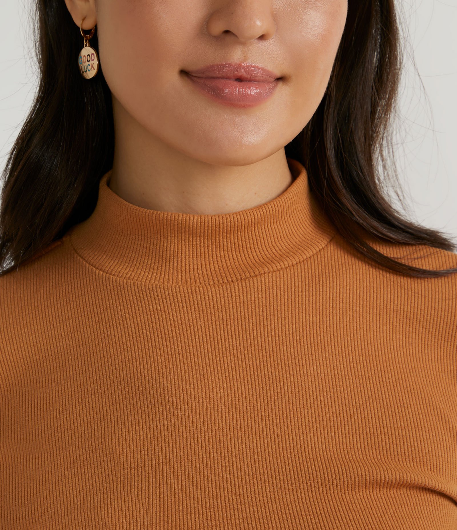 Blusa em Algodão com Manga Longa e Gola Alta 3